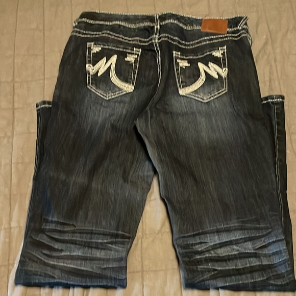 Jeans - Picture 4 of 4